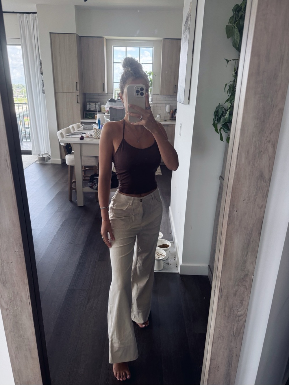 SHEIN Wide-Leg High-Rise Pants in Cream (Size Small)